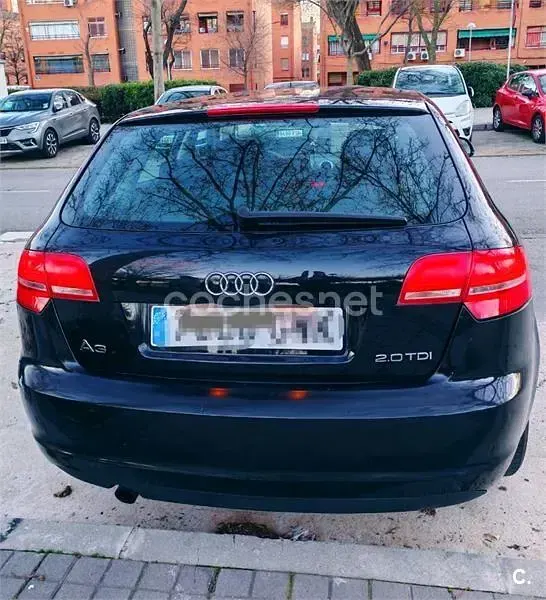 Usado Audi A3 Ambiente 140 CV (102 kW) 2010 Negro Utilitario