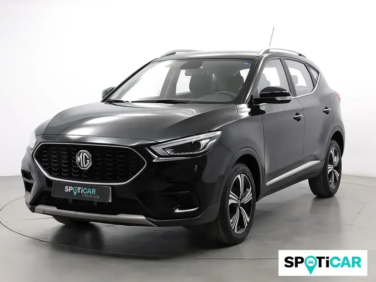 Usado MG ZS Comfort 111 CV (81 kW) 2022 Negro SUV