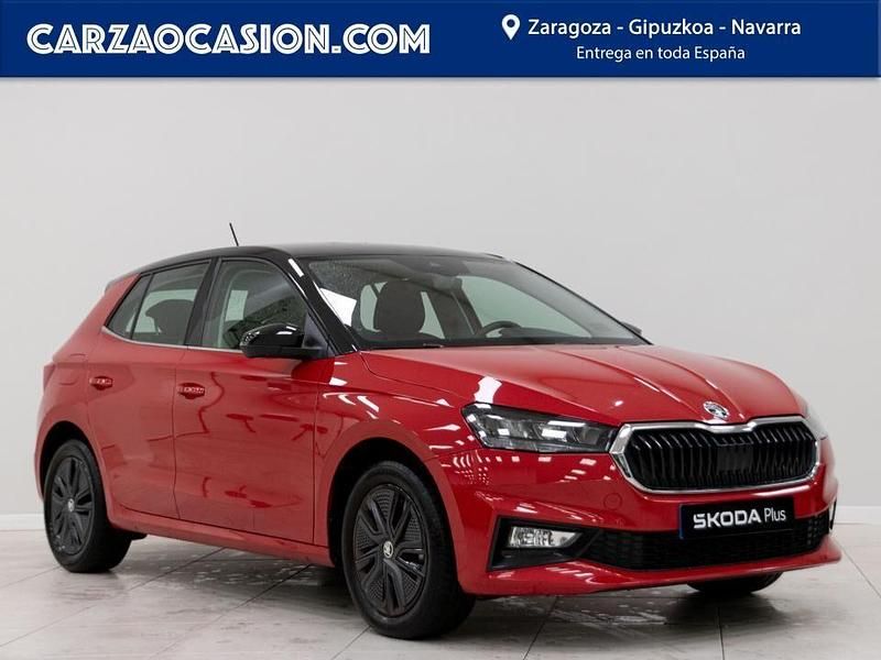 Usado Skoda Fabia Style 95 CV (69 kW) 2021 Rojo Berlina