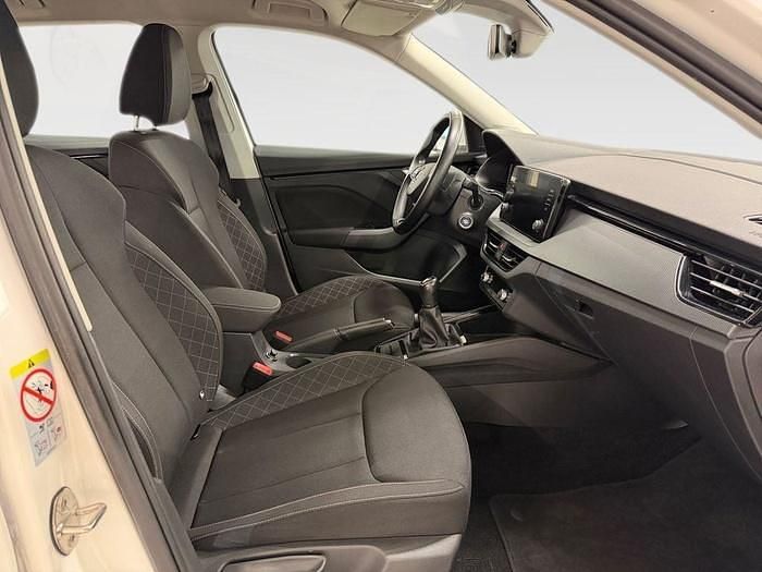 Usado Skoda Kamiq Ambition 115 CV (84 kW) 2020 Blanco SUV