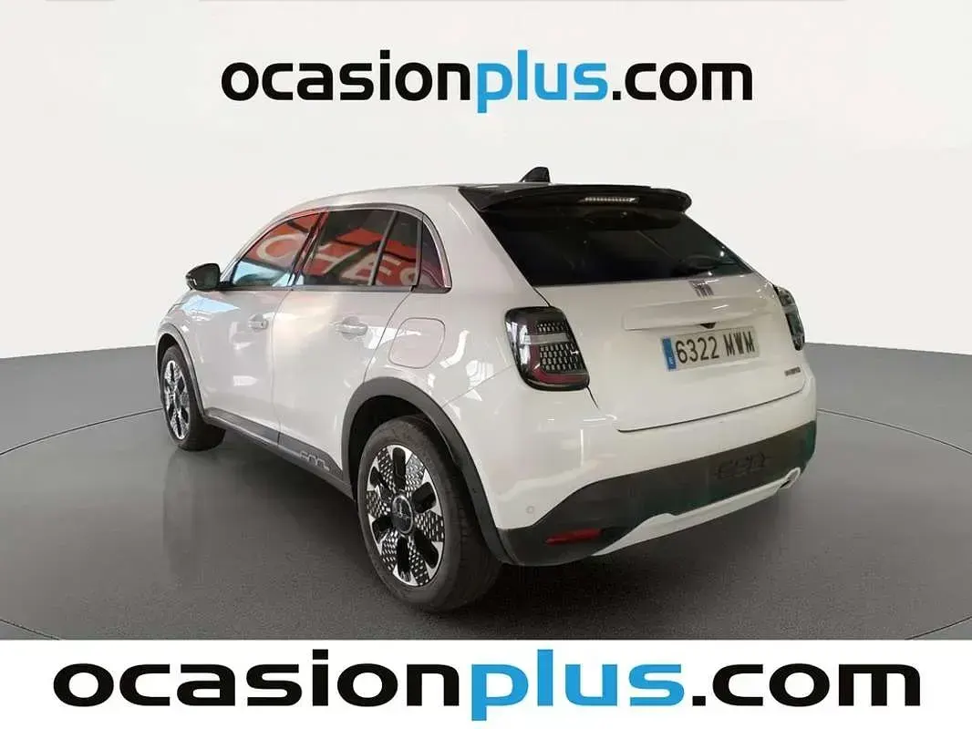 Usado Fiat 600 La Prima 101 CV (74 kW) 2024 Blanco SUV