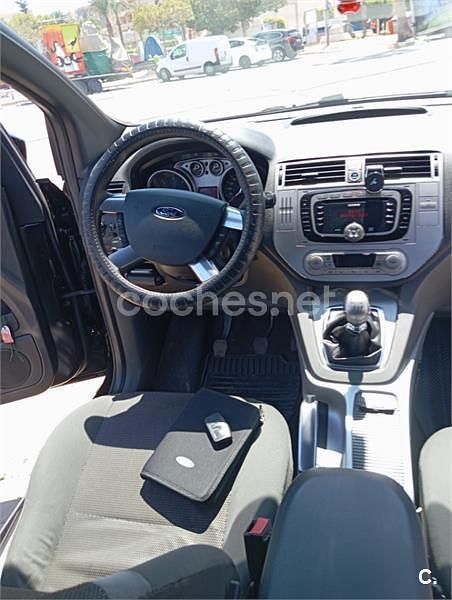 Usado Ford Kuga Trend 140 HP (102 kW) 2011 Preto SUV