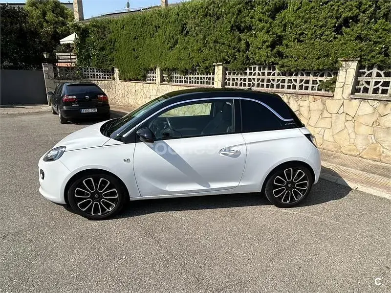 Usado Opel Adam Glam 87 CV (63 kW) 2019 Blanco Utilitario