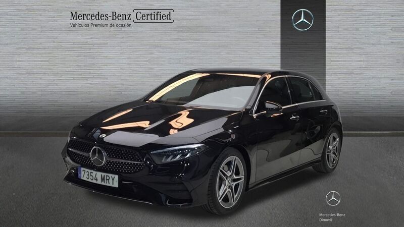 Negro Usado 2024 Mercedes A180 Advanced | 35.800 € (Un poco caro) - Imagen 1/4