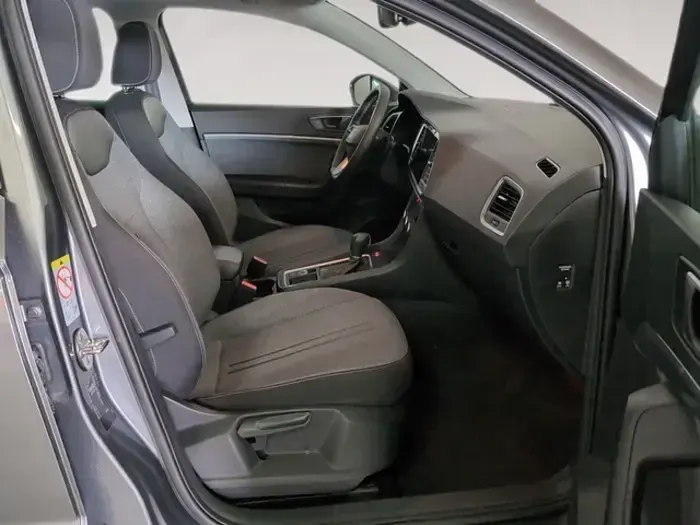 Usado Seat Ateca Style 150 CV (110 kW) 2025 Gris SUV