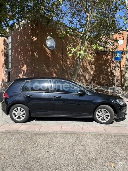 Usado VW Golf VII Advance 110 CV (80 kW) 2016 Negro Berlina