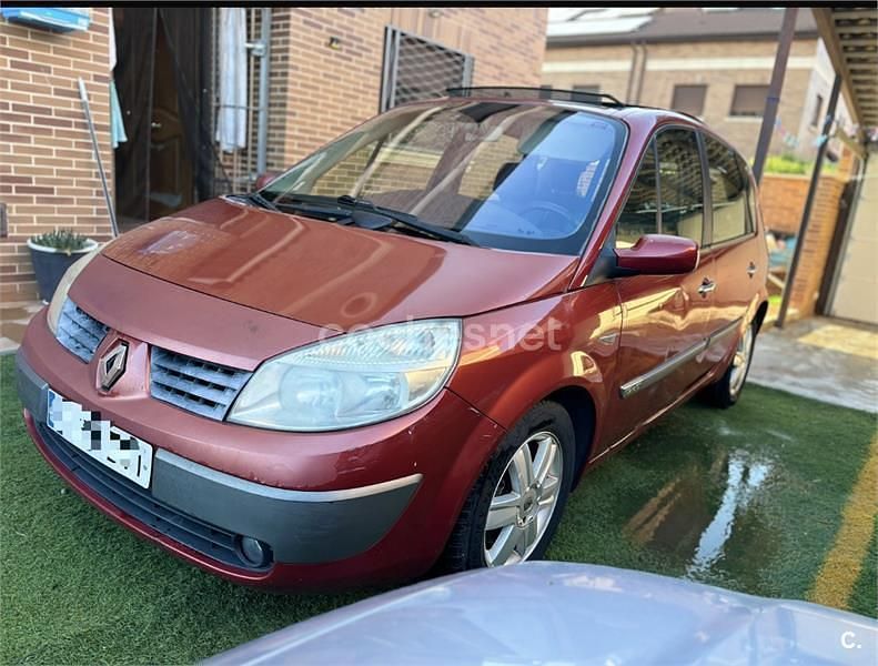Granate Usado 2006 Renault Scénic II Privilege Monovolumen | 1999 € (Precio justo) - Imagen 1/4