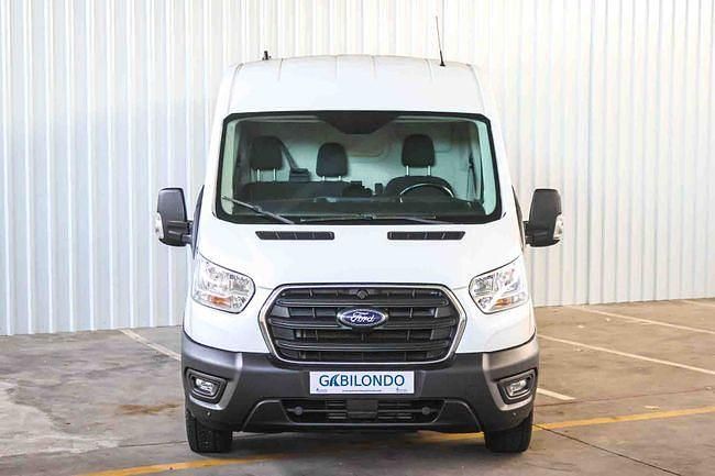 Usado Ford Transit Trend 131 CV (96 kW) 2021 Blanco Berlina