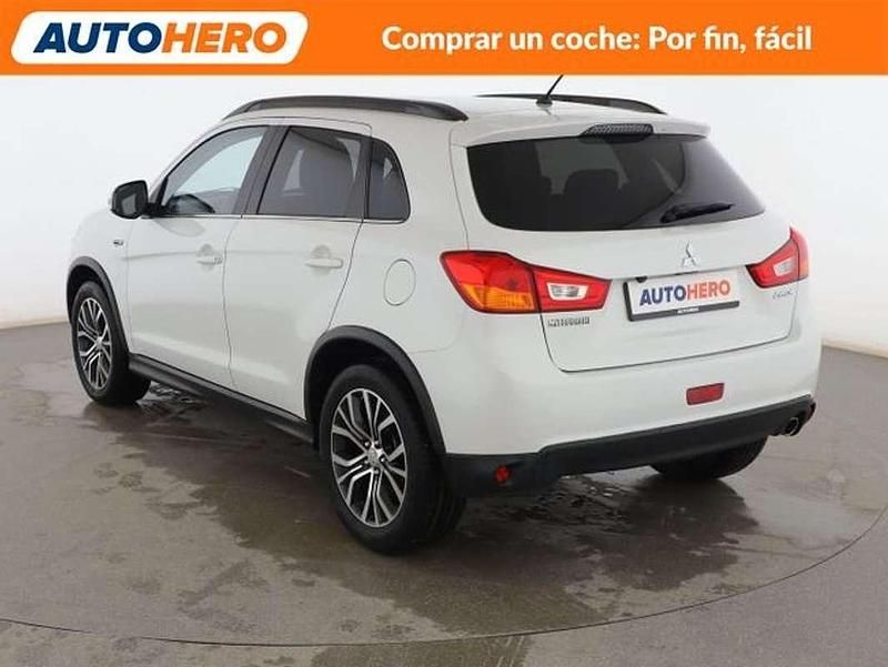 Usado Mitsubishi ASX Motion 114 CV (83 kW) 2015 Blanco SUV