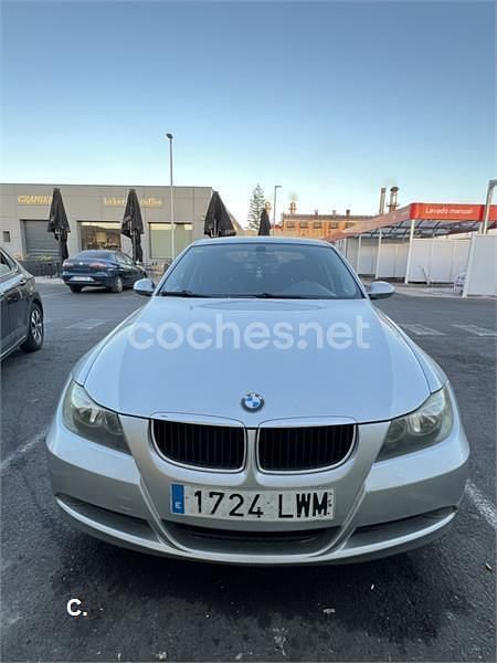 Gris / plata Usado 2009 BMW 318 Berlina | 6000 € (Buen precio) - Imagen 1/1