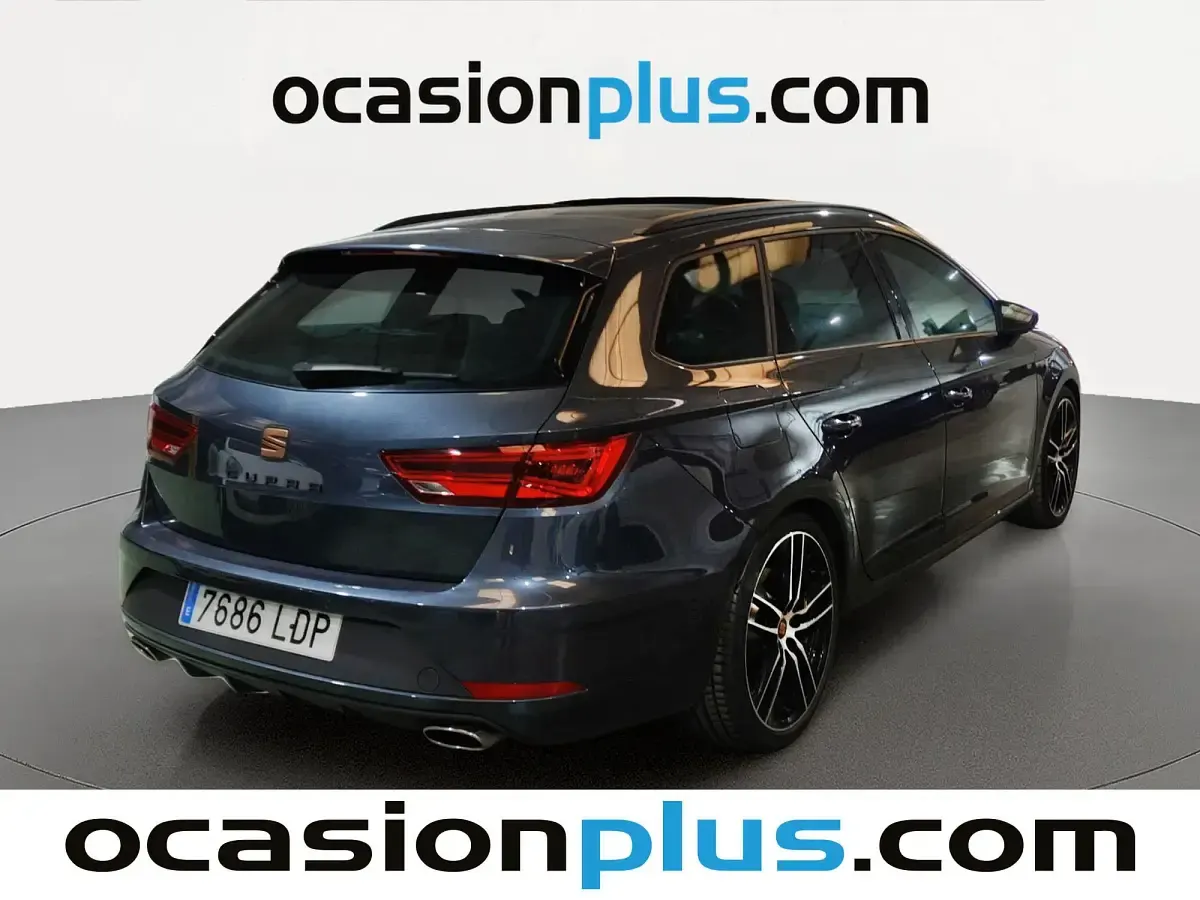 Usado Seat Leon CUPRA 290 CV (213 kW) 2019 Gris Monovolumen