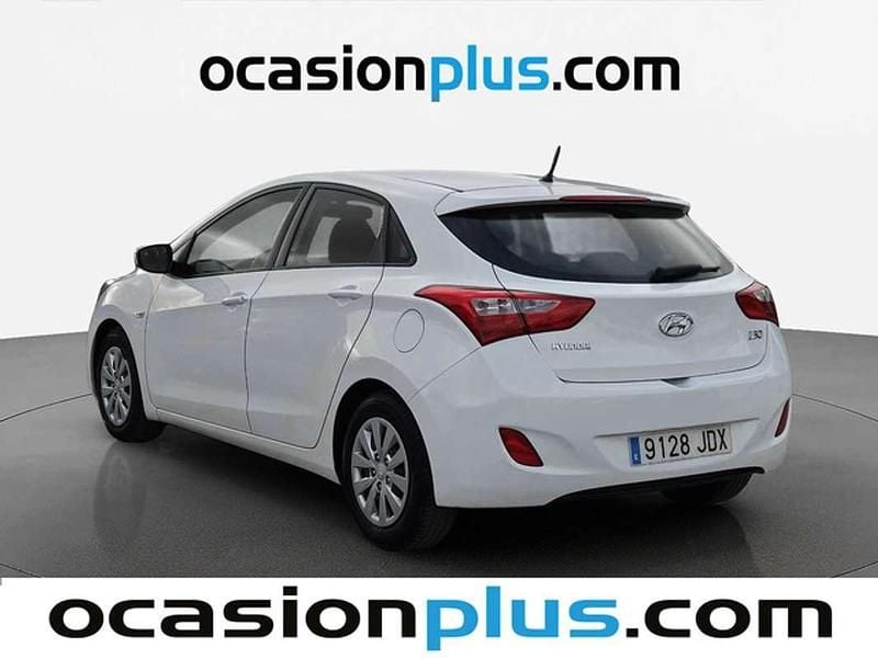 Usado Hyundai i30 90 CV (66 kW) 2015 Blanco Utilitario