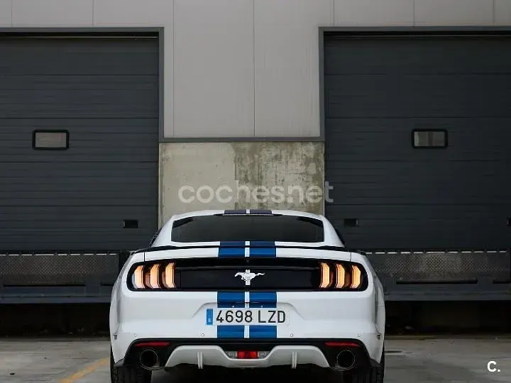 Usado Ford Mustang GT 418 CV (307 kW) 2016 Blanco Coupe