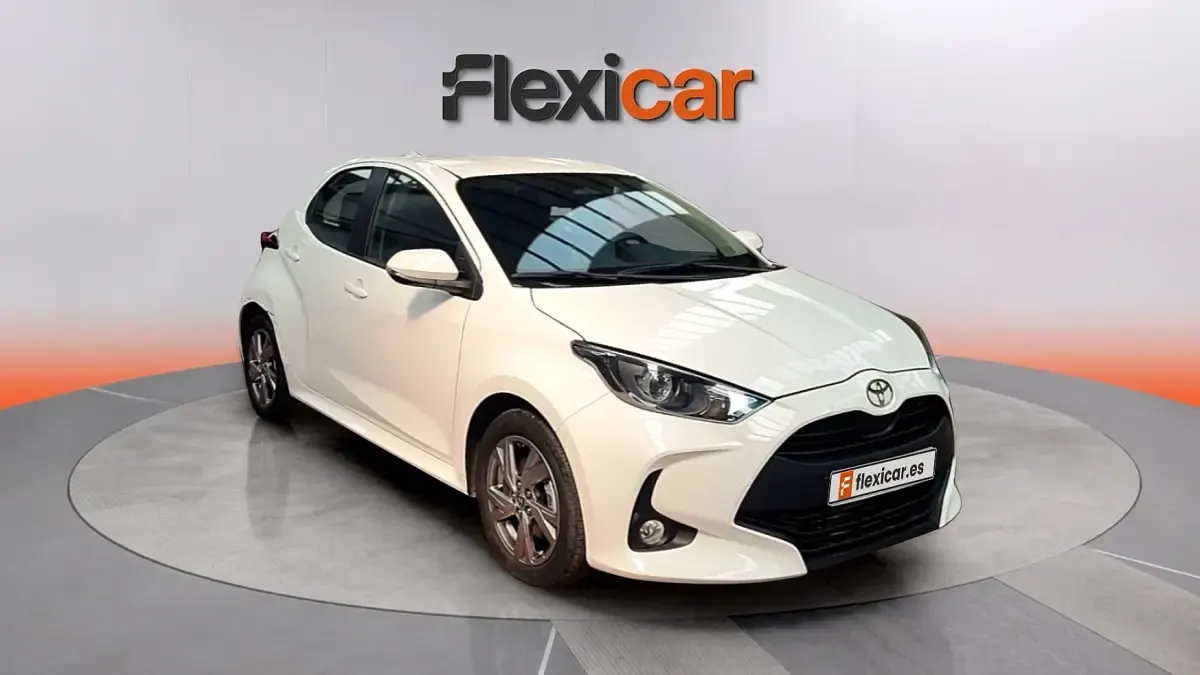 Usado Toyota Yaris Hybrid Active 116 CV (85 kW) 2025 Berlina