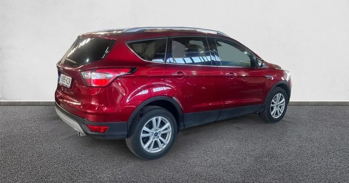 Usado Ford Kuga Trend+ 120 CV (88 kW) 2019 SUV