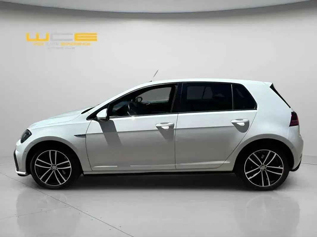 Usado VW Golf VII GTE 204 CV (150 kW) 2020 Blanco Utilitario