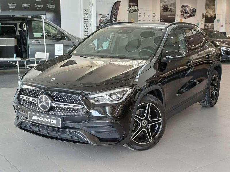 Negro Usado 2020 Mercedes GLA200 SUV | 39.900 € - Imagen 1/4
