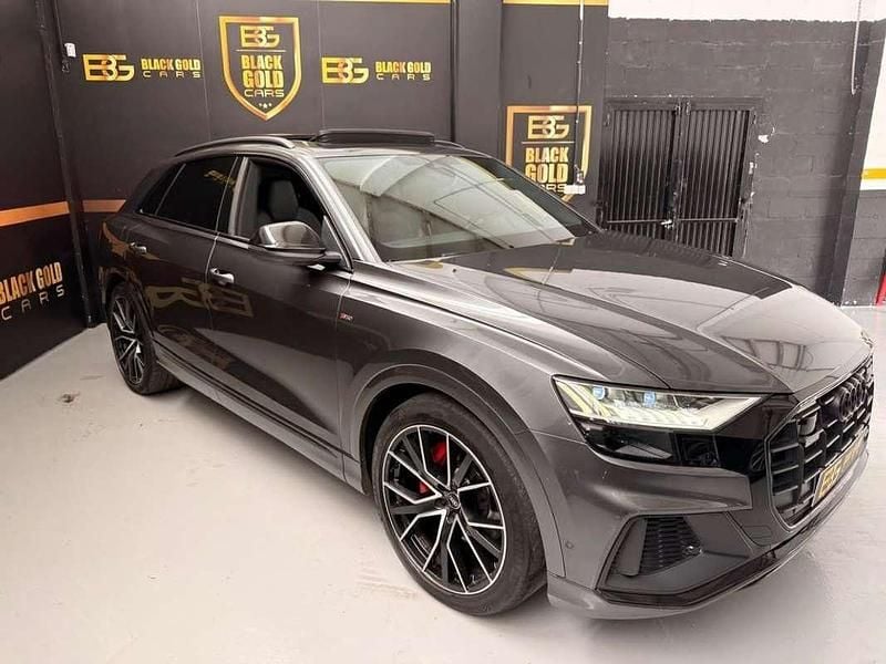 Usado Audi Q8 S-Line 286 CV (210 kW) 2022 Gris SUV