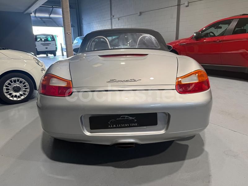 Usado Porsche Boxster 204 CV (150 kW) 1999 Gris / plata Descapotable