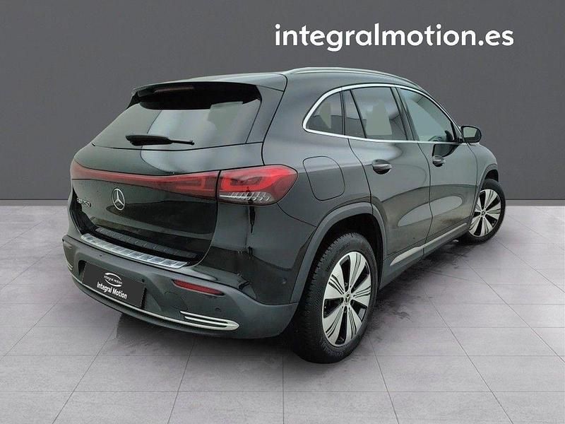 Usado Mercedes EQA250 139 kW (190 CV) 2022 Negro SUV