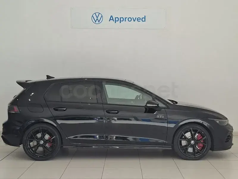 Nuevo VW Golf VIII GTI Clubsport 300 CV (220 kW) 2026 Negro Berlina
