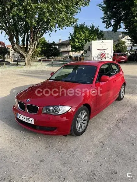 Usado BMW 118 143 CV (105 kW) 2009 Rojo Utilitario