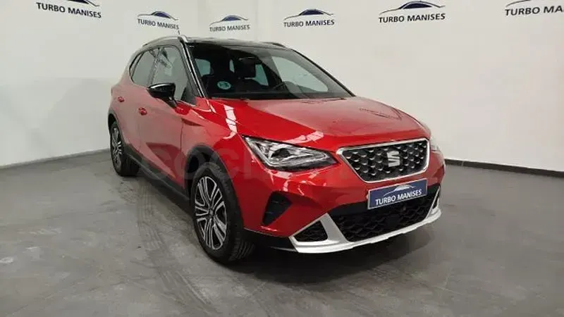 Usado Seat Arona Xperience 115 CV (84 kW) 2025 Rojo SUV