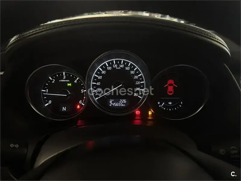 Usado Mazda 6 Luxury 150 CV (110 kW) 2015 Gris / plata Familiar