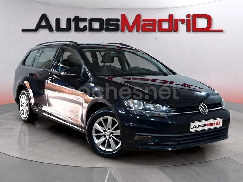 Negro Usado 2019 VW Golf VII Familiar | 11.490 € (Precio justo) - Imagen 1/4