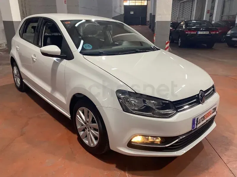 Usado VW Polo Sportline 90 CV (66 kW) 2014 Blanco Berlina