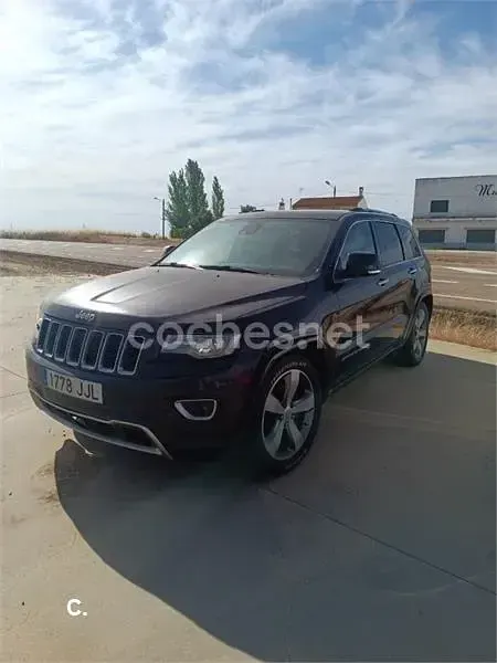 Usado Jeep Grand Cherokee Overland 250 CV (183 kW) 2013 Negro SUV