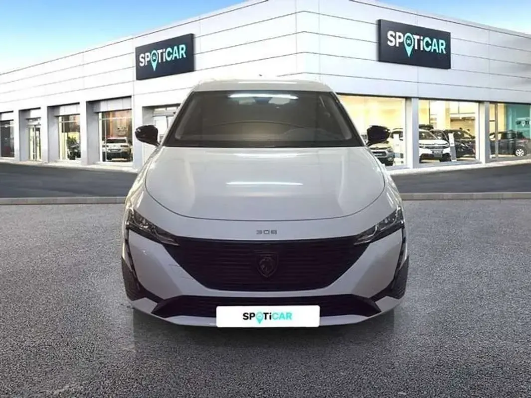 Usado Peugeot 308 Active 110 CV (80 kW) 2022 Blanco Utilitario