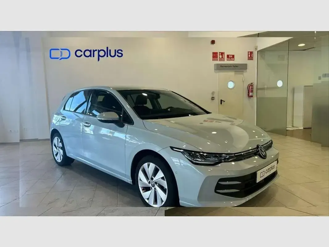 Usado VW Golf VIII 116 CV (85 kW) 2025 Azul Utilitario