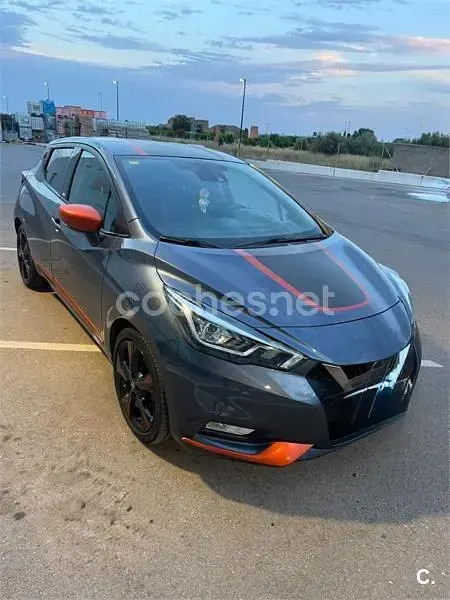 Usado Nissan Micra 90 CV (66 kW) 2018 Gris / plata Utilitario