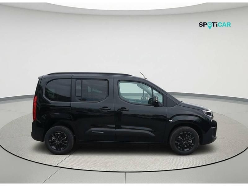 Nuevo Citroën Berlingo 102 CV (75 kW) 2025 Negro Monovolumen