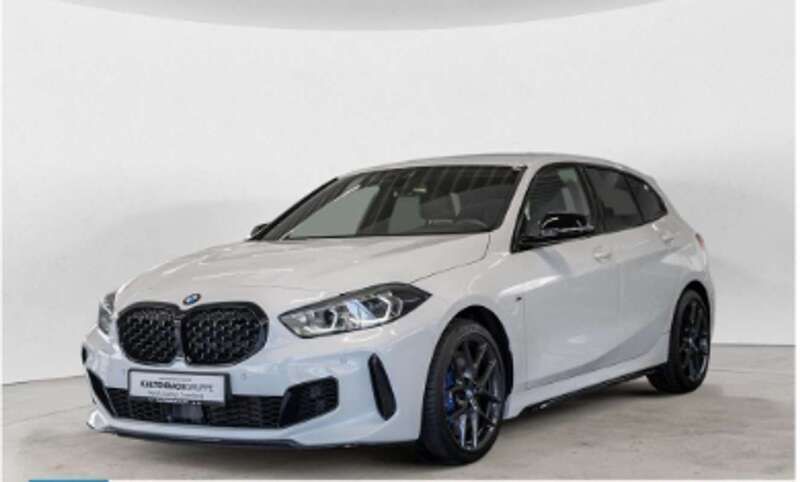 Blanco Usado 2022 BMW M135 M Sport Utilitario | 42.000 € (Precio justo) - Imagen 1/4