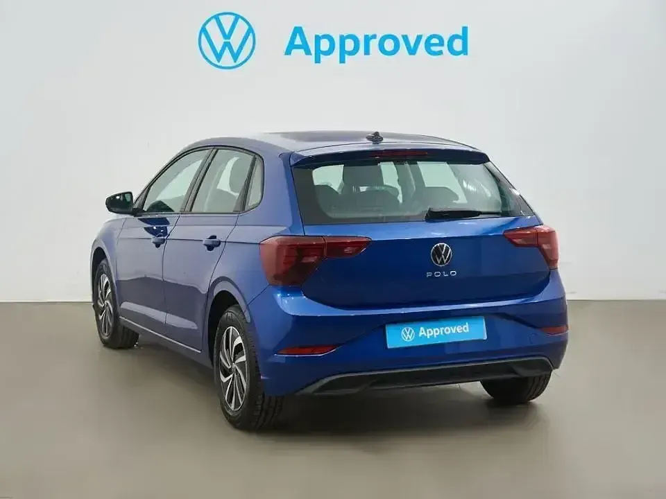 Usado VW Polo Life 95 CV (69 kW) 2024 Azul Berlina