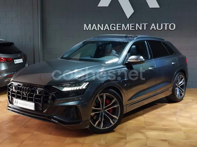 Usado Audi SQ8 507 CV (372 kW) 2022 Gris / plata SUV