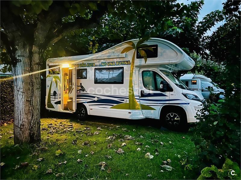 Blanco Usado 2000 Fiat Ducato Van | 49.900 € - Imagen 1/4