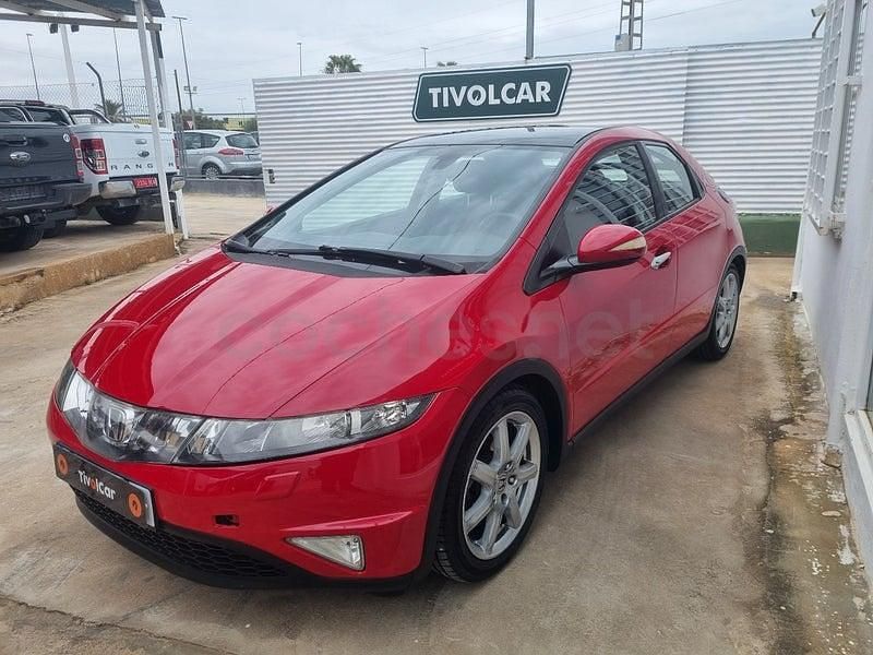Usado Honda Civic Comfort 140 CV (102 kW) 2008 Rojo Berlina