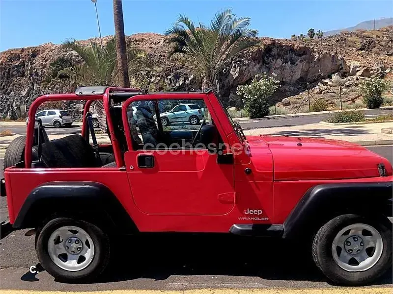 Usado Jeep Wrangler 143 CV (105 kW) 2005 Rojo SUV