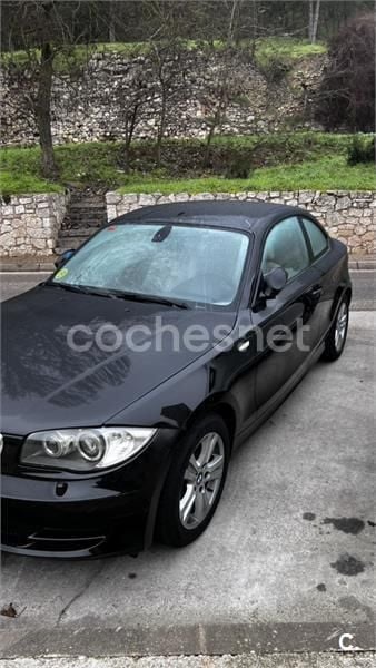 Negro Usado 2009 BMW 120 Coupé Coupe | 11.500 € (Un poco caro) - Imagen 1/2