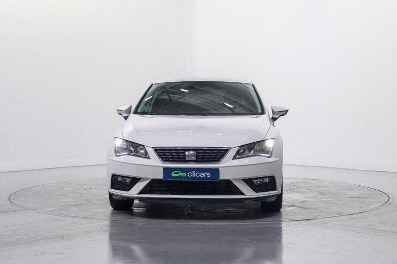 Usado Seat Leon Reference 115 CV (84 kW) 2020 Blanco Berlina