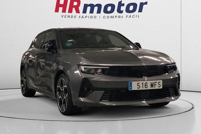 Usado Opel Astra GS Line 130 CV (95 kW) 2023