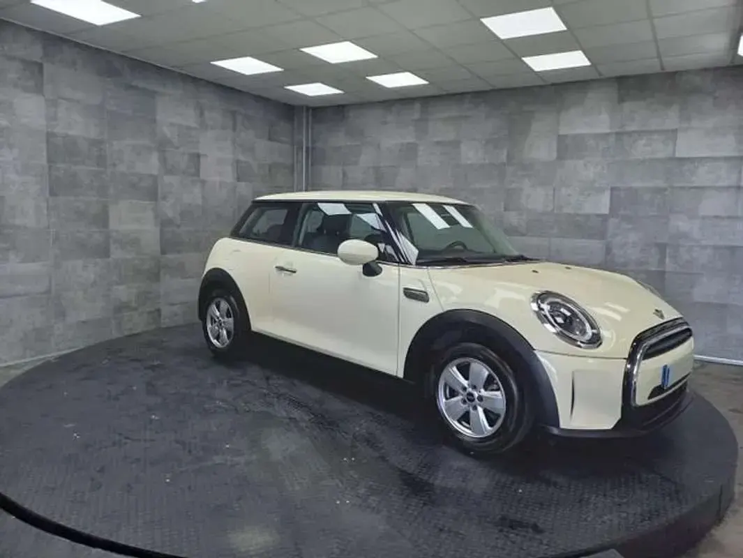 Usado Mini ONE 102 CV (75 kW) 2022 Blanco Utilitario