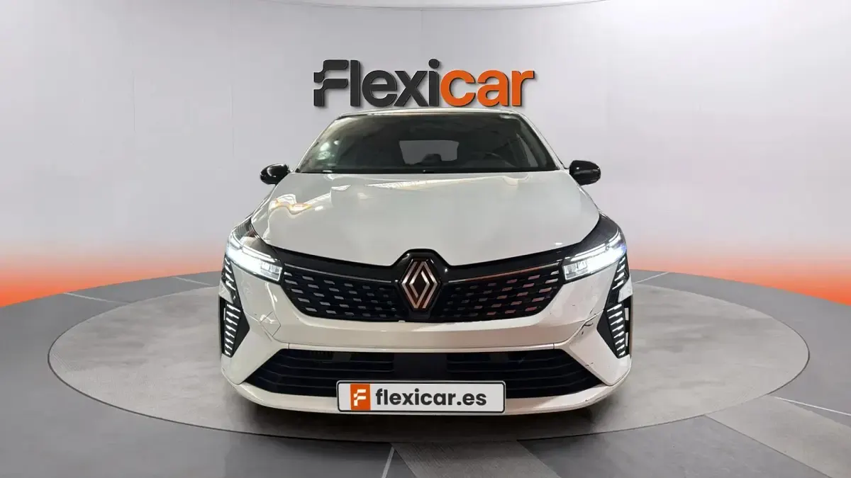 Usado Renault Clio V Techno 90 CV (66 kW) 2025 Blanco Berlina