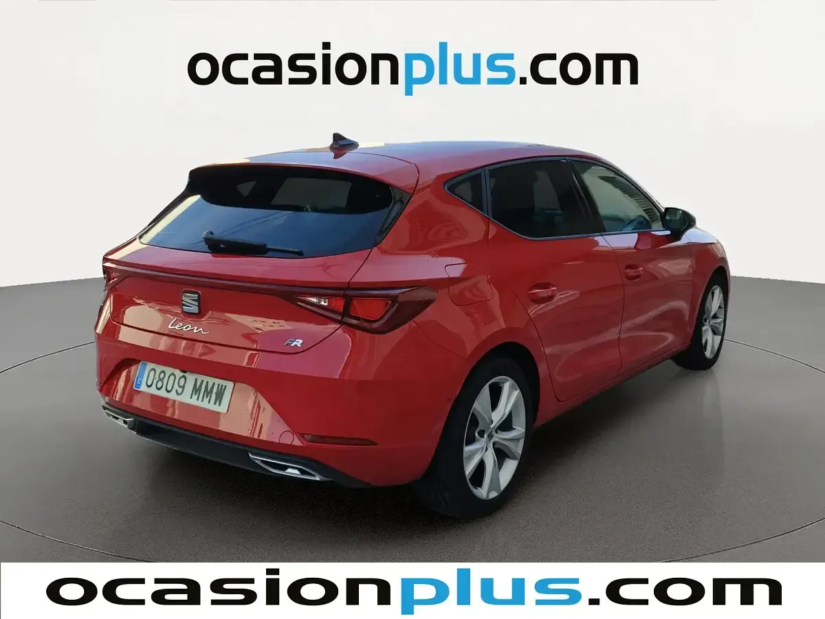 Usado Seat Leon FR 130 CV (95 kW) 2024 Rojo Berlina