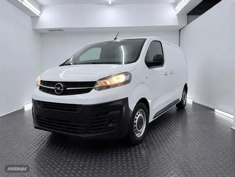 Usado Opel Vivaro S 102 CV (75 kW) 2022 Blanco Monovolumen