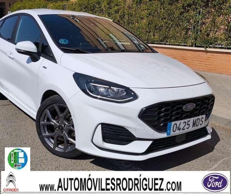 Usado Ford Fiesta ST-Line X 125 CV (91 kW) 2023 Blanco Utilitario