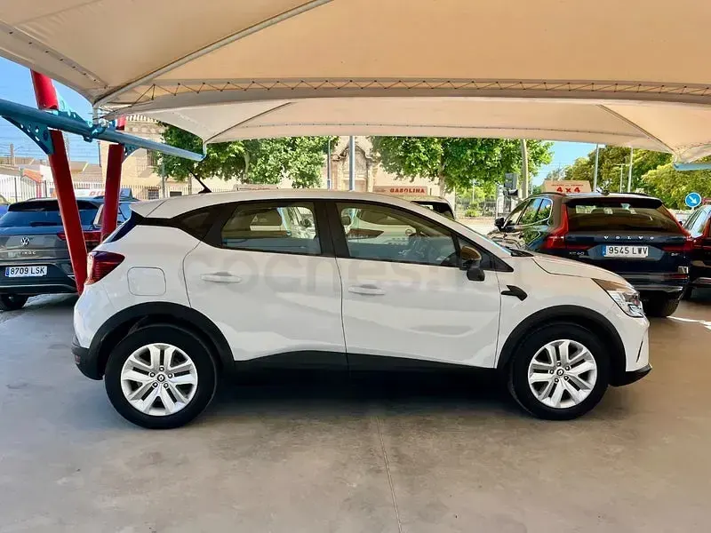 Usado Renault Captur Intens 100 CV (73 kW) 2021 Blanco SUV